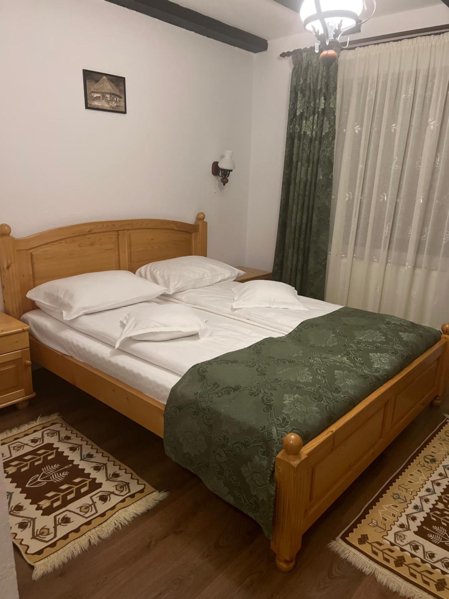 Poiana Soarelui Bed and Breakfast Moeciu De Sus Exteriör bild