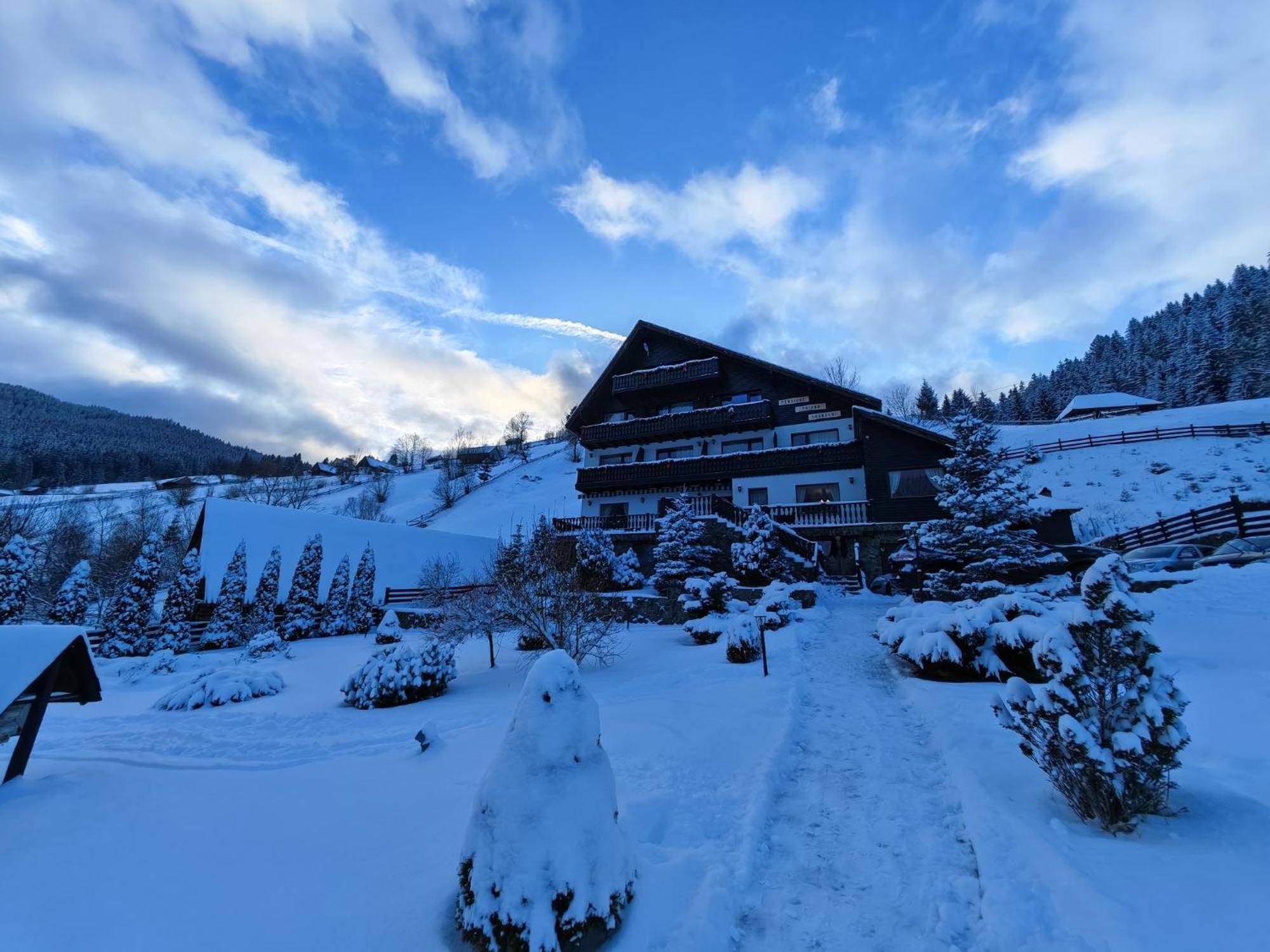 Poiana Soarelui Bed and Breakfast Moeciu De Sus Exteriör bild
